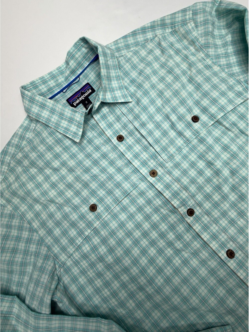 Patagonia Shirt Mens M island hopper Teal Plaid Short Sleeve Button Up Fishing